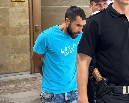 Мъжът, отвлякъл жена си от кризисен център в Пловдив, я заключвал в хладилник за час