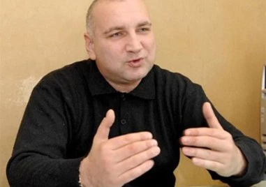 Мъжът, починал в катастрофата край Симитли, е топ криминалистът Илко Илиев