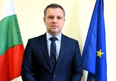 Министър Найденов обжалва пред ВАС отказа да се образува дисциплинарно производство срещу Борислав Сарафов