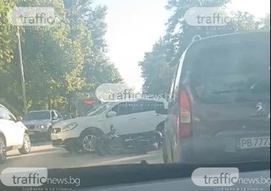Катастрофа с мотор на оживен булевард в Западен