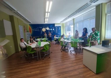 Откриха STEM кабинети в пловдивското СУ „Константин Величков