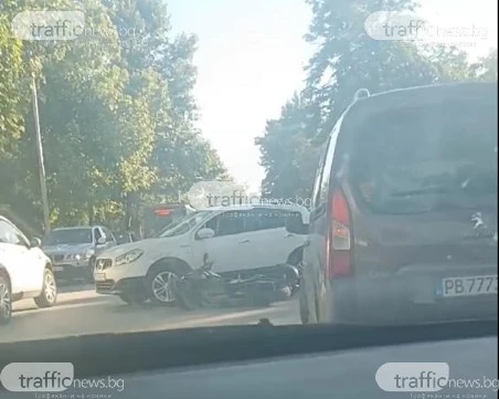 Катастрофа с мотор на оживен булевард в Западен