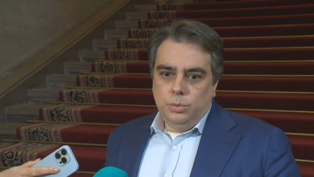 Асен Василев за процедурата на ЕК по свръхдефицит срещу България: Изходът от тази ситуация не е теглене на дълг