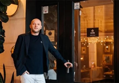 Инвеститорът в Баба Алино изгонен от ДАНС за трафик на хора и дрога