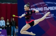 Успех! Стилияна Николова стана европейска шампионка на бухалки