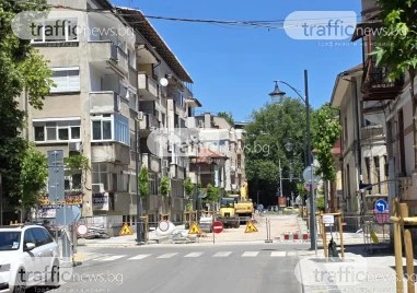 Отпушване на трафика: До дни отварят за движение улица в центъра на Пловдив