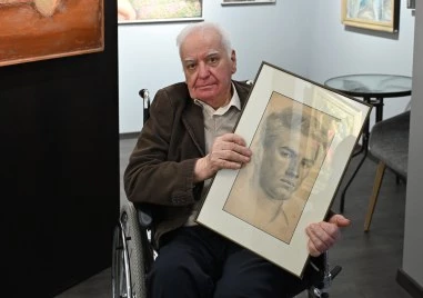 Зала 2019 представя изложба 90 години - 90 картини на Румен Гашаров