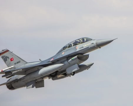 САЩ одобриха продажбата на ракети за българските F-16