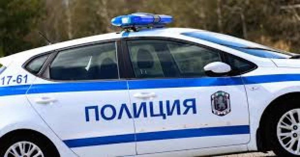 Баща и ученик се сбиха в училищен двор в Перник