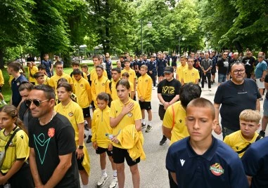 Ботев отдаде почит на клубния си патрон и на легендата Динко Дерменджев