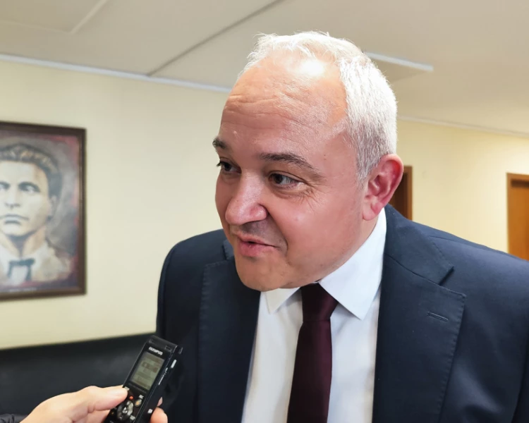 Демерджиев: Има данни за политически чадър и пране на пари в „Баба Алино