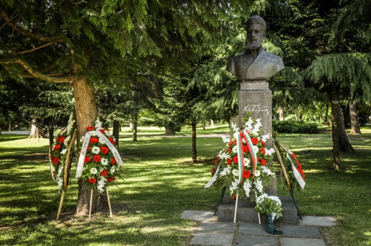 Отмениха честването на Христо Ботев в София
