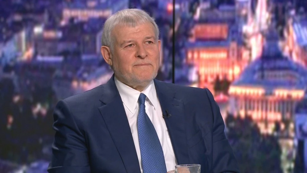 Румен Христов: Депутатските заплати трябва да се замразят