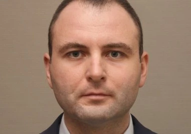Евгени Симеонов ще е новият особен управител на „Лукойл