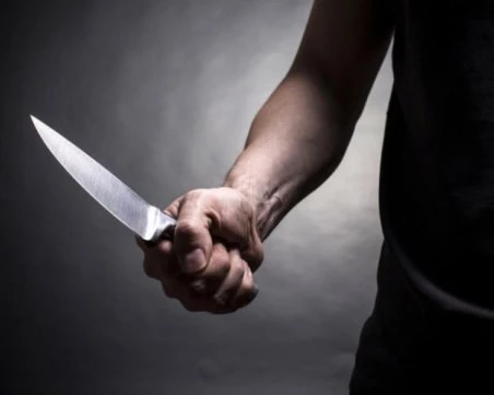 Белгиец е задържан и обвинен за нападение с нож на мъж в София