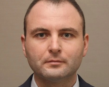 Евгени Симеонов ще е новият особен управител на „Лукойл
