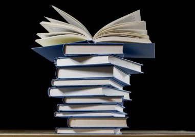 Община Пловдив обявява сесия за финансиране на книги на пловдивски писатели и важни за града издания