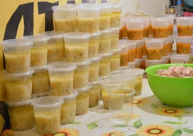 Програмата Топъл обяд ще продължи и през 2027 г., подкрепата ще стигне до почти 67 000 души