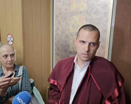 Тече акция на полицията в клиника в Пловдив! Намерени са пликове с пари, разследват Viber лекари