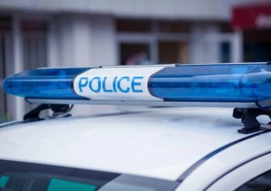 Полицията в Сливен е задържала 26 годишен мъж от село Пъдарево във