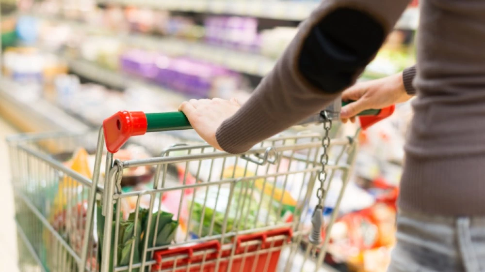Управляващите с нови мерки: Ще паднат ли цените на хранителните продулти?