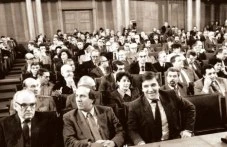 На този ден: Започват първите свободни парламентарни избори в България