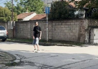 Фентанилово зомби се клатушка насред улица в Пловдив, очевидка чака 20 минути полиция - никой не идва