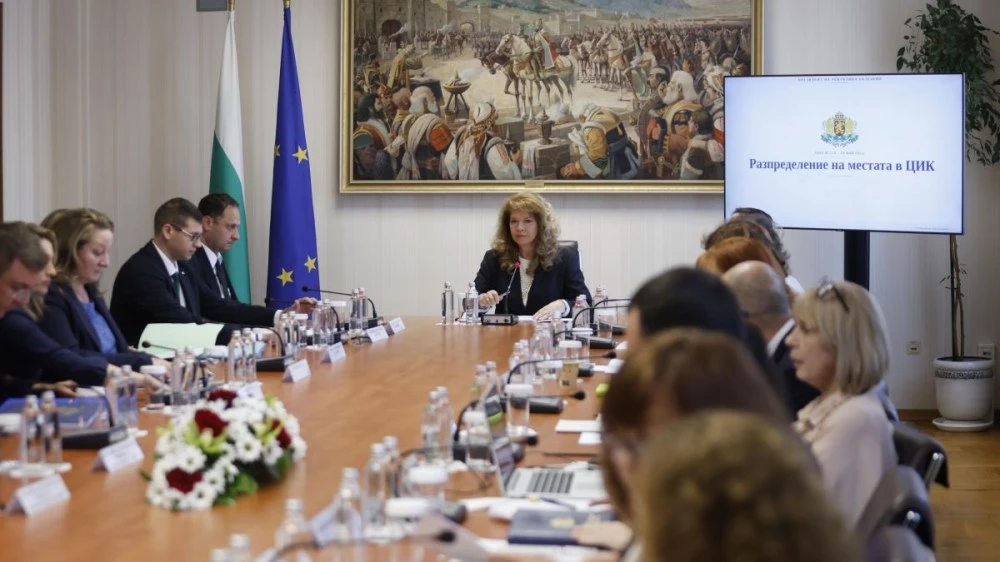 Парламентарно представените формации представиха номинациите си за новия състав на ЦИК