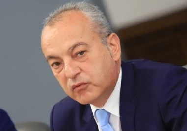 Гълъб Донев: Поемаме ангажимент да не увеличаваме данъците и да запазим плоския данък