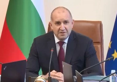 Румен Радев: Спираме наливане на пари във войната! Край на въоръжение за Украйна от България