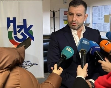 Пловдивчанинът Момчил Мавров, подуправител на НЗОК, също подаде оставка