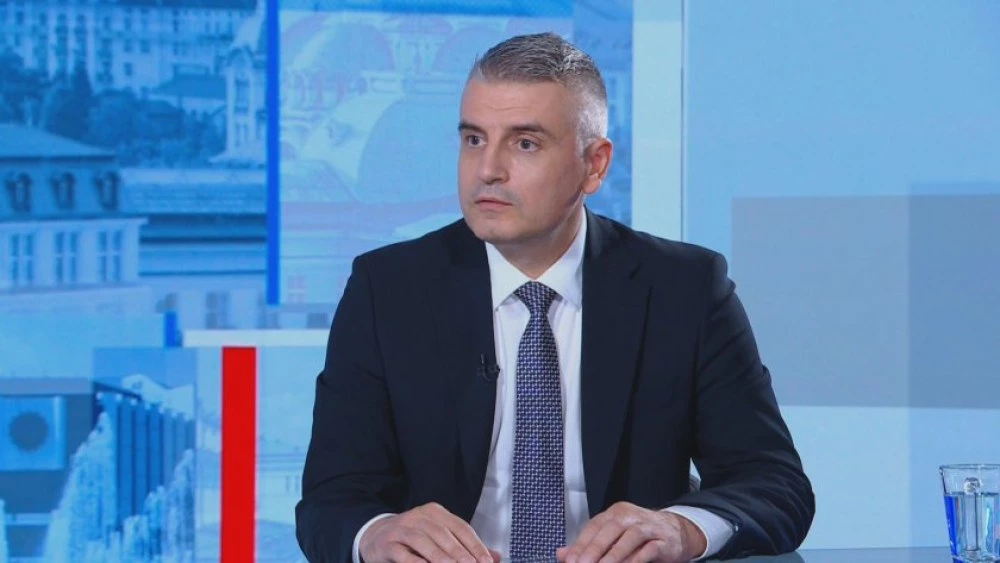 Радослав Рибарски: Спирането на военната помощ за Украйна е „външнополитическо прострелване в крака