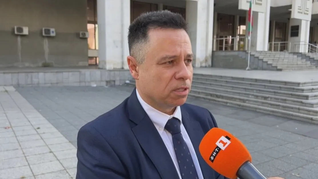 Скандалът около терена край плаж Бутамята до Синеморец продължава да