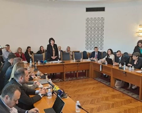 Правната комисия отвори пътя за съдебен контрол върху прокурорския арест до 72 часа, представител на адвокатурата се обяви против
