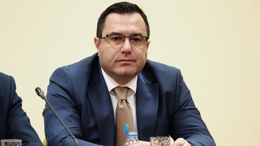 Председателят на КЕВР защити поскъпването на тока и парното