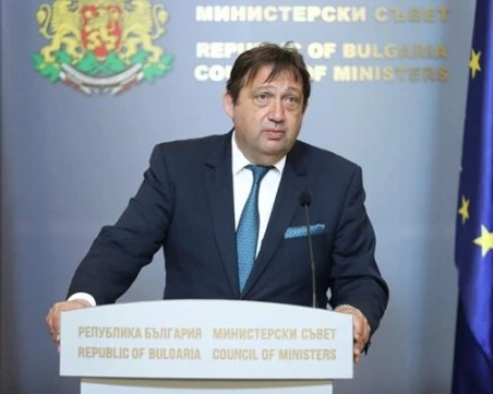 Иван Шишков: До две седмици свършват ремонтите по пътищата