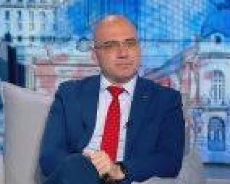 Министър Димитров: България е на последно място в ЕС по ръст на чуждестранни туристи според Евростат