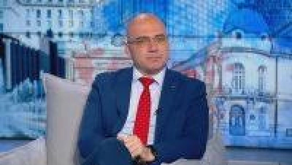 Министър Димитров: България е на последно място в ЕС по ръст на чуждестранни туристи според Евростат