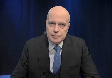 Слави Трифонов получи отговор от Демерджиев за Петрохан