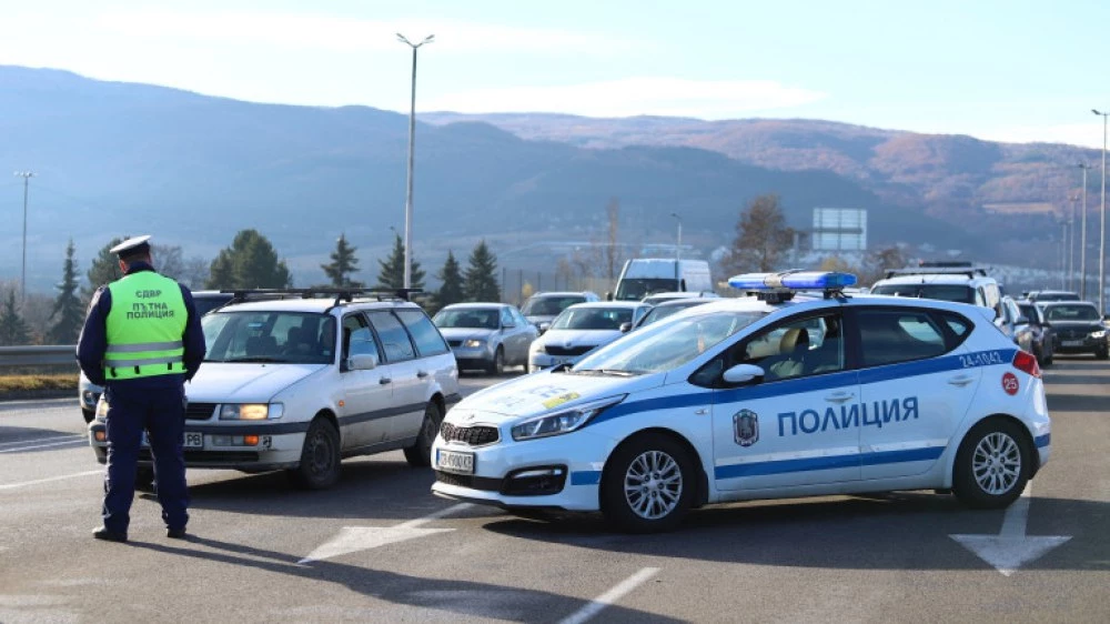 20-годишен шофьор опита да избяга от полицаи в Пазарджишко