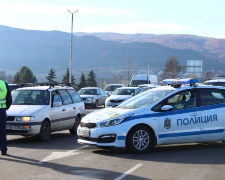 20-годишен шофьор опита да избяга от полицаи в Пазарджишко