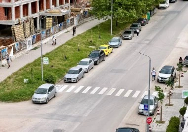 Безумна пешеходна пътека се появи в Смирненски