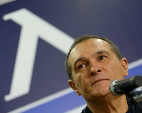 Божков поиска над 5 млн. евро от Левски, от клуба излязоха с позиция