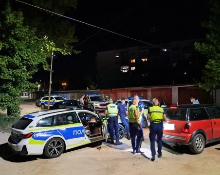 Полицията в Панагюрище с  акция срещу нощните гонки и шумните автомобили и мотори