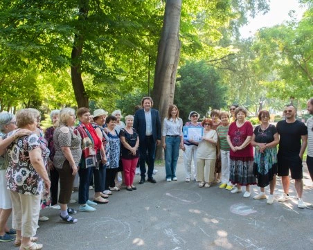 Спортуващи дами от Пловдив вдъхновяват гости от Италия и Северна Македония