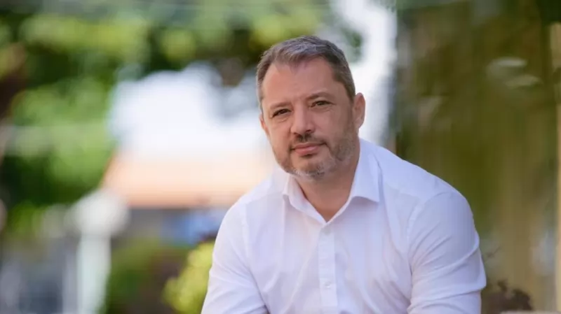 Делян Добрев подаде заявление за прекратяване на правомощията му като