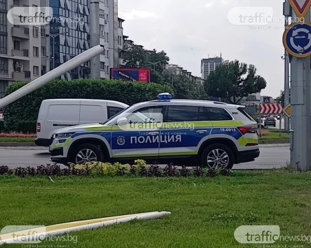 Катастрофа на кръговото на Панаира, пристигна пожарна и полиция