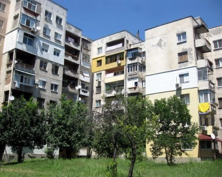 Новата данъчна формула за имотите: Ще плащат ли повече хората с няколко жилища?