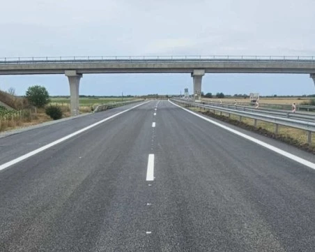Променят временно организацията на движение в участъци на АМ „Тракия