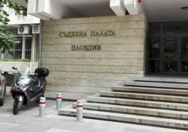 Съдия брани Костадинов в дело срещу TrafficNews с внушения за неофашизъм